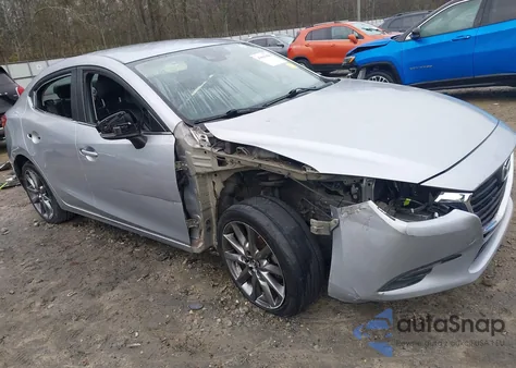 2018 Mazda Mazda3 Touring z USA, uszkodzony, nr VIN 3MZBN1V35JM209877